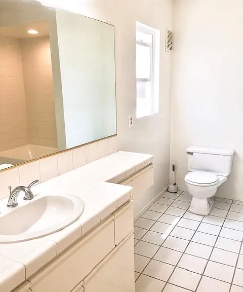 16762 Moody Cir — Photo 30
