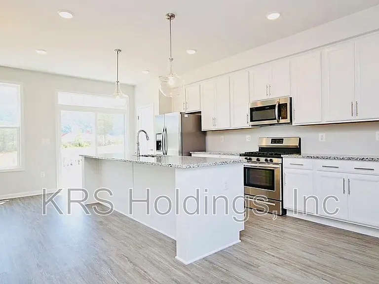 3207 Bergen St — Photo 5