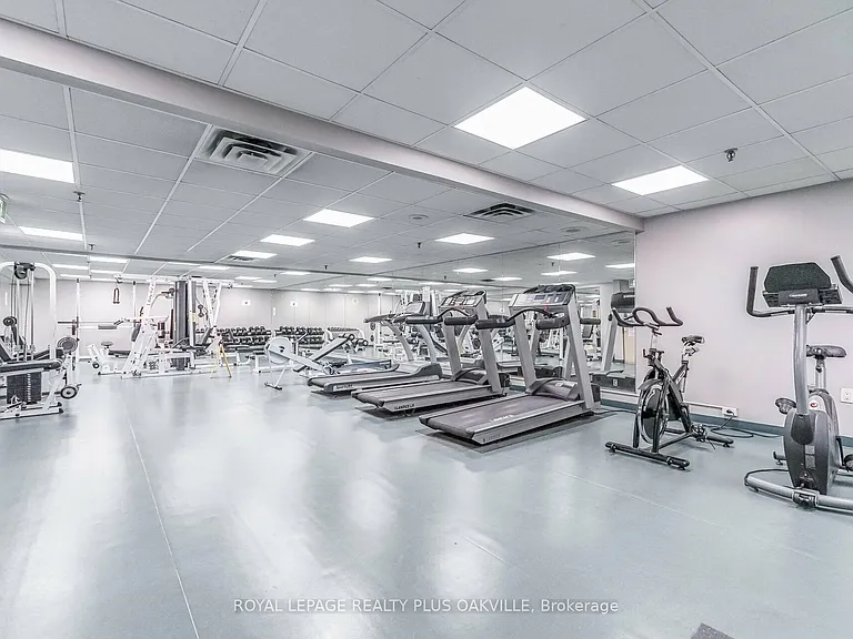 2177 Burnhamthorpe Rd W #1810 — Photo 33