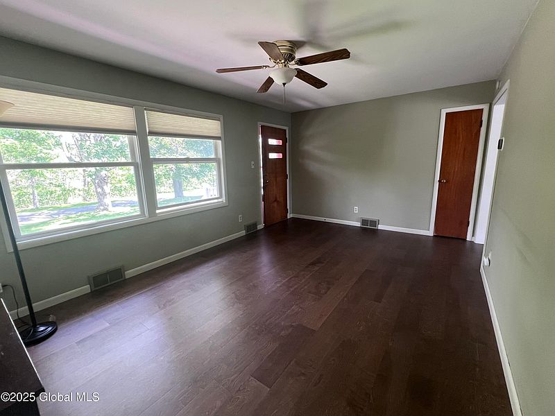 2nd image of 32 Old Sparrowbush Road