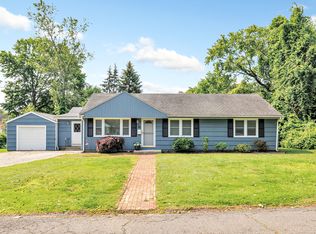 85 Elmsford Rd, Bridgeport, CT 06606