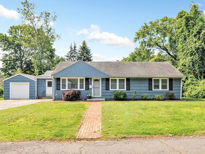 85 Elmsford Road, Bridgeport, CT, 06606