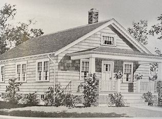 48 N Country Rd, Shoreham, NY 11786