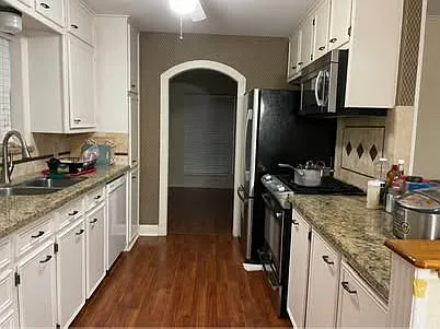 4 bed, 1824 sqft, $500 — Photo 2