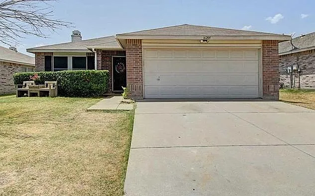 16209 Blanco Ln