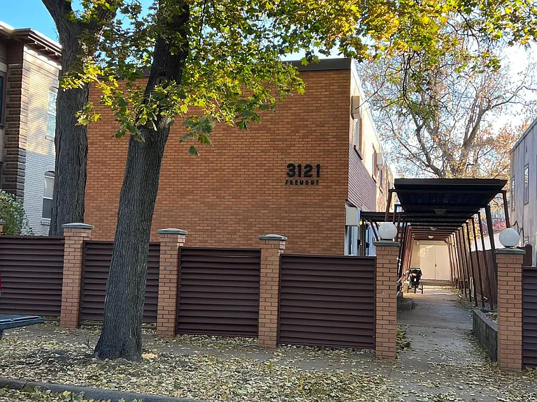 3121 Fremont Ave S #5 — Photo 28