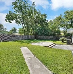 2103 Bills Dr — Photo 33