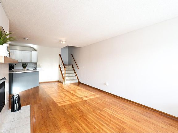 2nd image of 1727 Riverwood Dr #62
