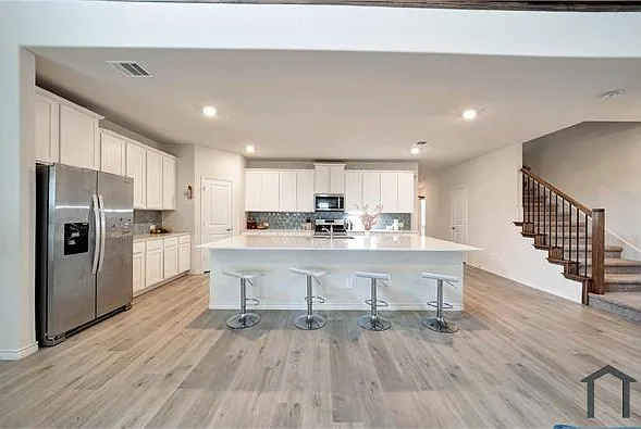 10332 Fall Brook Dr — Photo 6