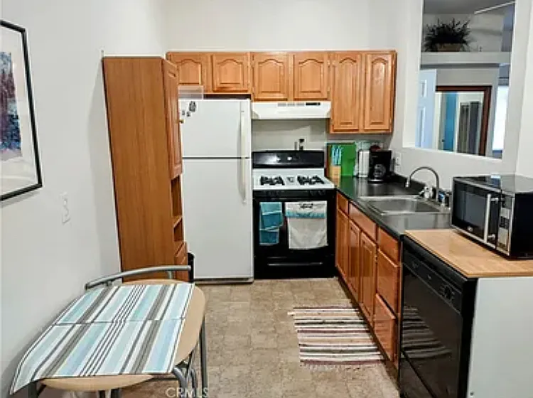 Harlan Ave — Photo 4