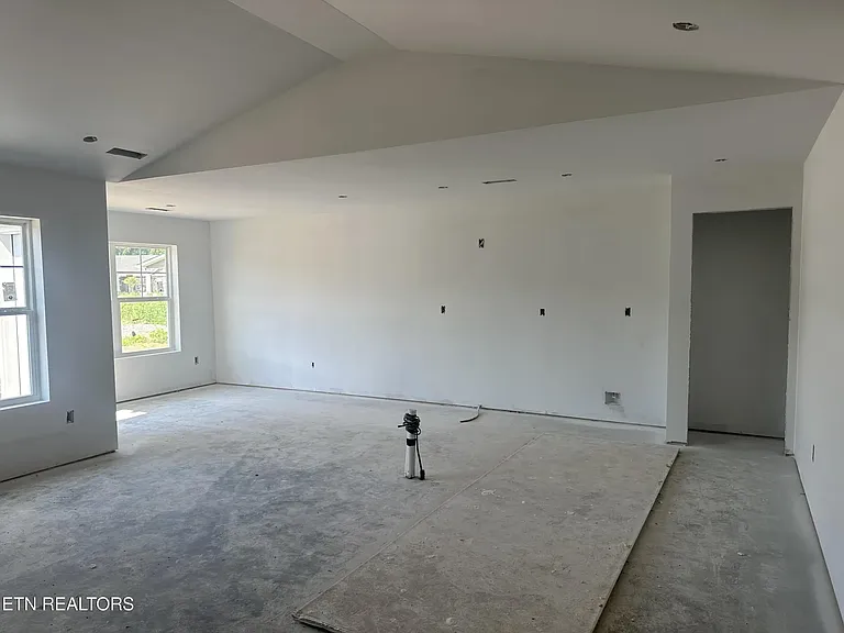 659 Snowflower Cir — Photo 36