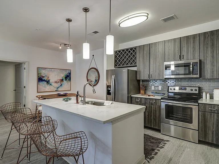 Legacy Mount Pleasant Apartments — Photo 24