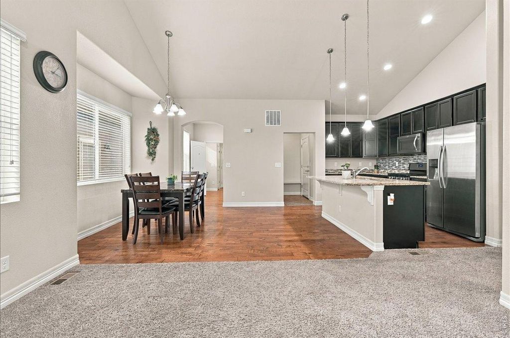 2226 Maid Marian Ct