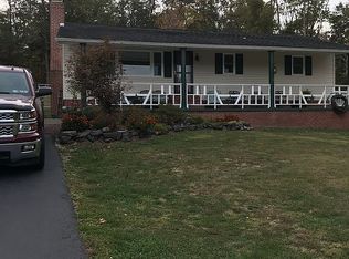 20 Sunrise Ave, Wellsville, PA 17365