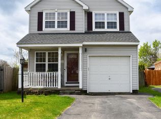 11 Lafayette Park, Troy, NY 12183