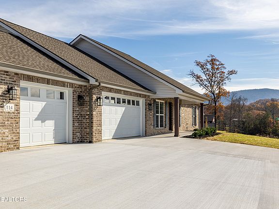 5th image of 114 Blacksmith Ln