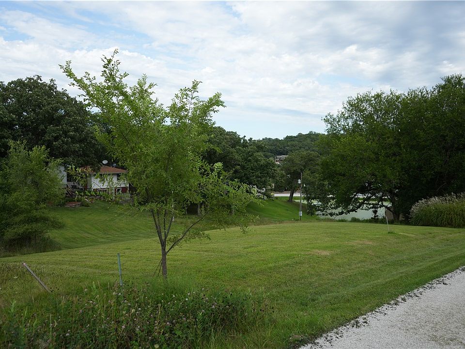 1st image of 8137-8139 Ivy St