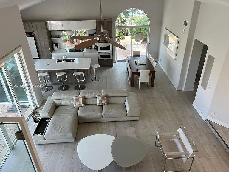 1130 Spyglass — Photo 43
