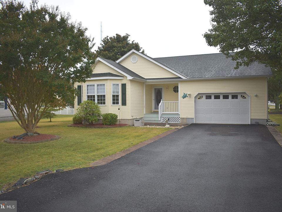 1st image of 33802 Bethany Dr
