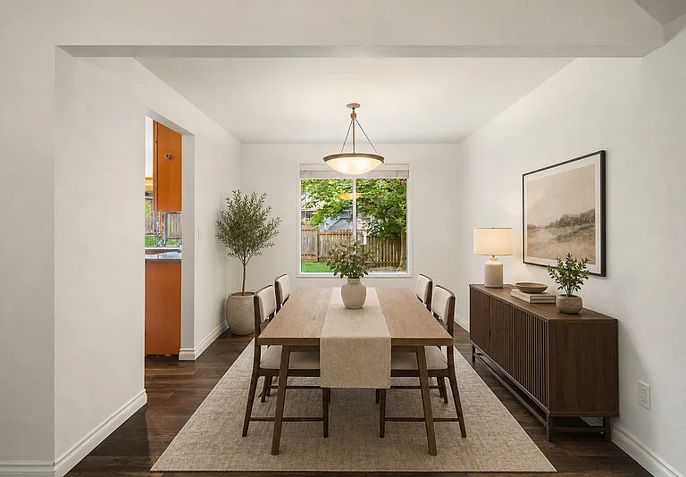 24105 SE 42nd St — Photo 5