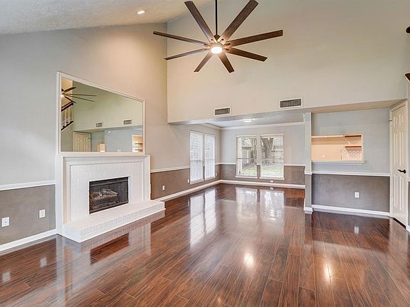4th image of 14310 Sun Harbor Drive