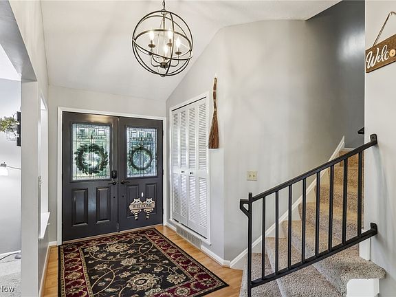3rd image of 27601 Marquette Blvd