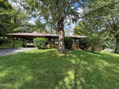 812 Fairview Rd, Hampton, TN, 37658