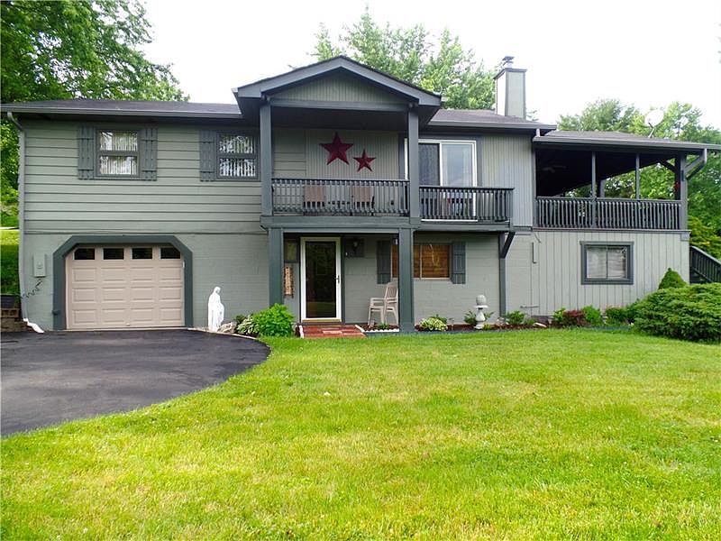 1st image of 324 Holiday Dr