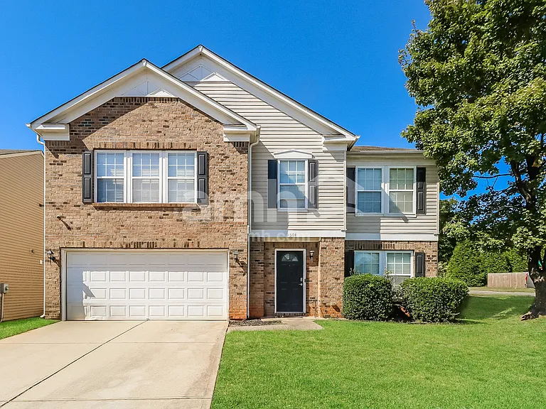 4504 Palustris Ct — Photo 1