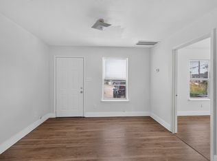 4412 Buck St #A, Houston, TX 77020