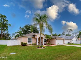 37 Point Of Woods Dr, Palm Coast, FL 32164
