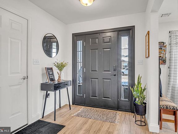 5th image of 100 Eagle Rd