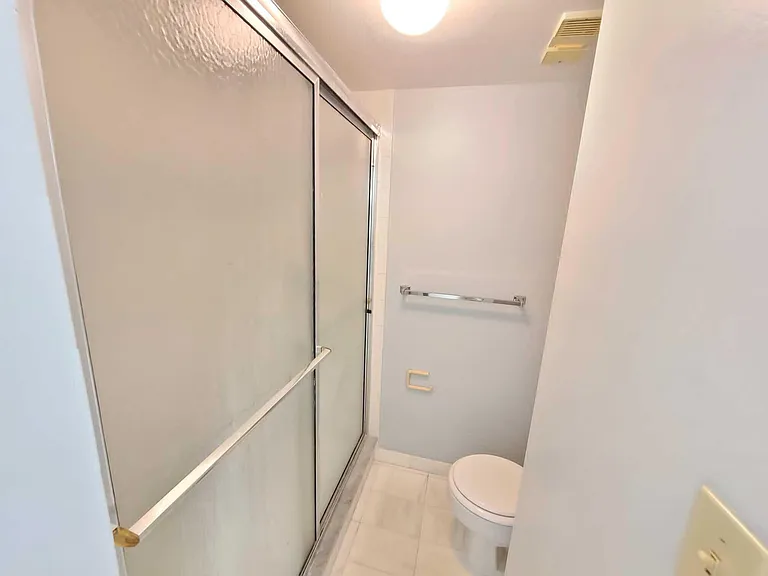 4354 NW 9th Ave #14-3C — Photo 10