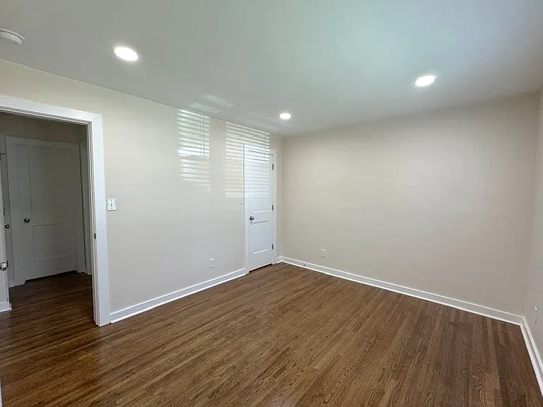 19612 Oak St #3 — Photo 8