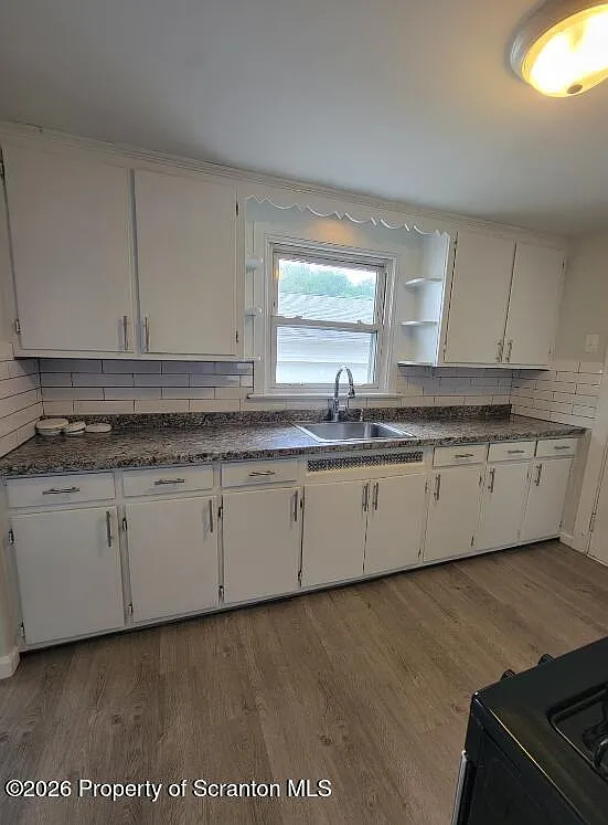 2 bed, 1.0 bath, 1000 sqft, $1,225 — Photo 1