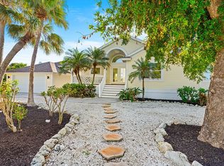 3711 Agate Ct, Sanibel, FL 33957