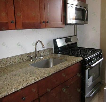2nd image of 4308 40th St APT 5C