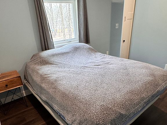 4th image of 18 Oak Ridge Dr Floor 2