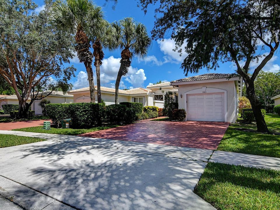 1st image of 9583 Crescent View Dr N
