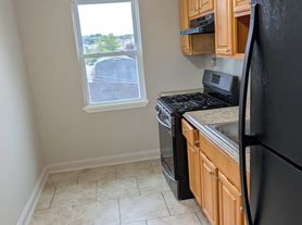 6601 Gary Ave, Baltimore, MD