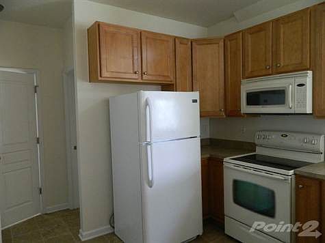 full kitchen