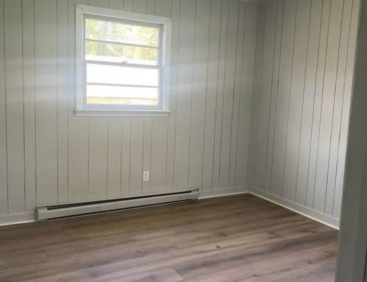 737 Hendrix St — Photo 5