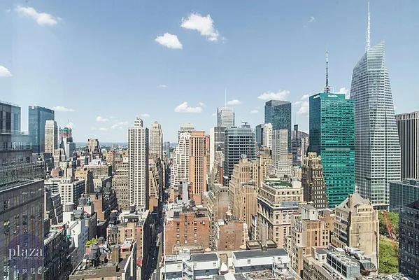 Sold by Plaza Real Estate Group | media 20