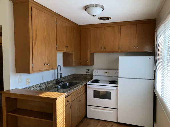 117 22nd Ave NE #101, Minneapolis, MN 55418