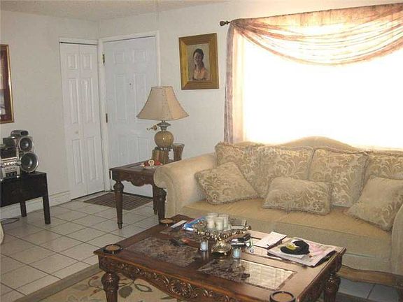 4th image of 2929 N Lockwood Meadows Blvd