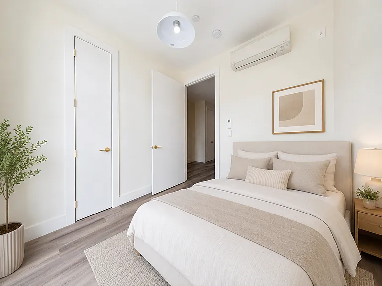 2328 Bedford Ave #2A — Photo 2