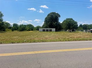 476 N 4250th Rd, Hugo, OK 74743