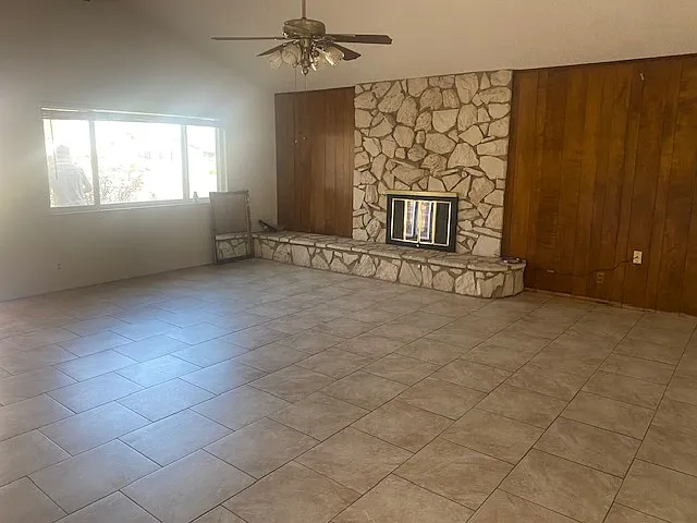 4 bed, 2069 sqft, $2,500 — Photo 4