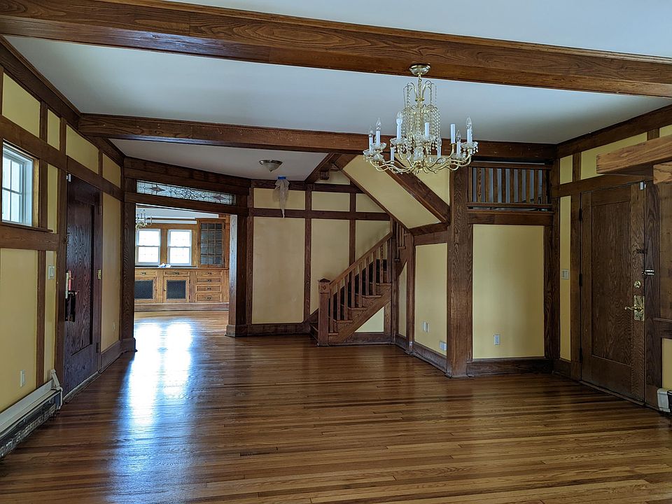 40 Beechmont Ave, Bridgeport, CT 06606 Zillow