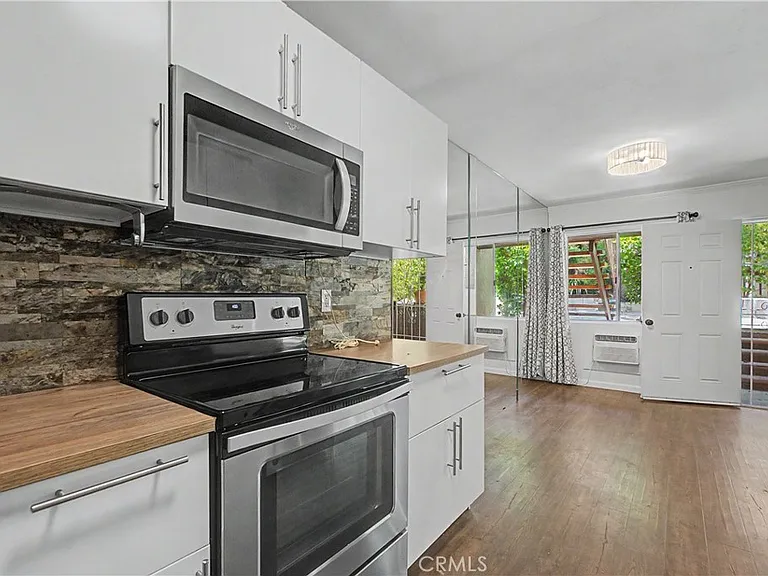 322 S Miraleste Dr #170 — Photo 2
